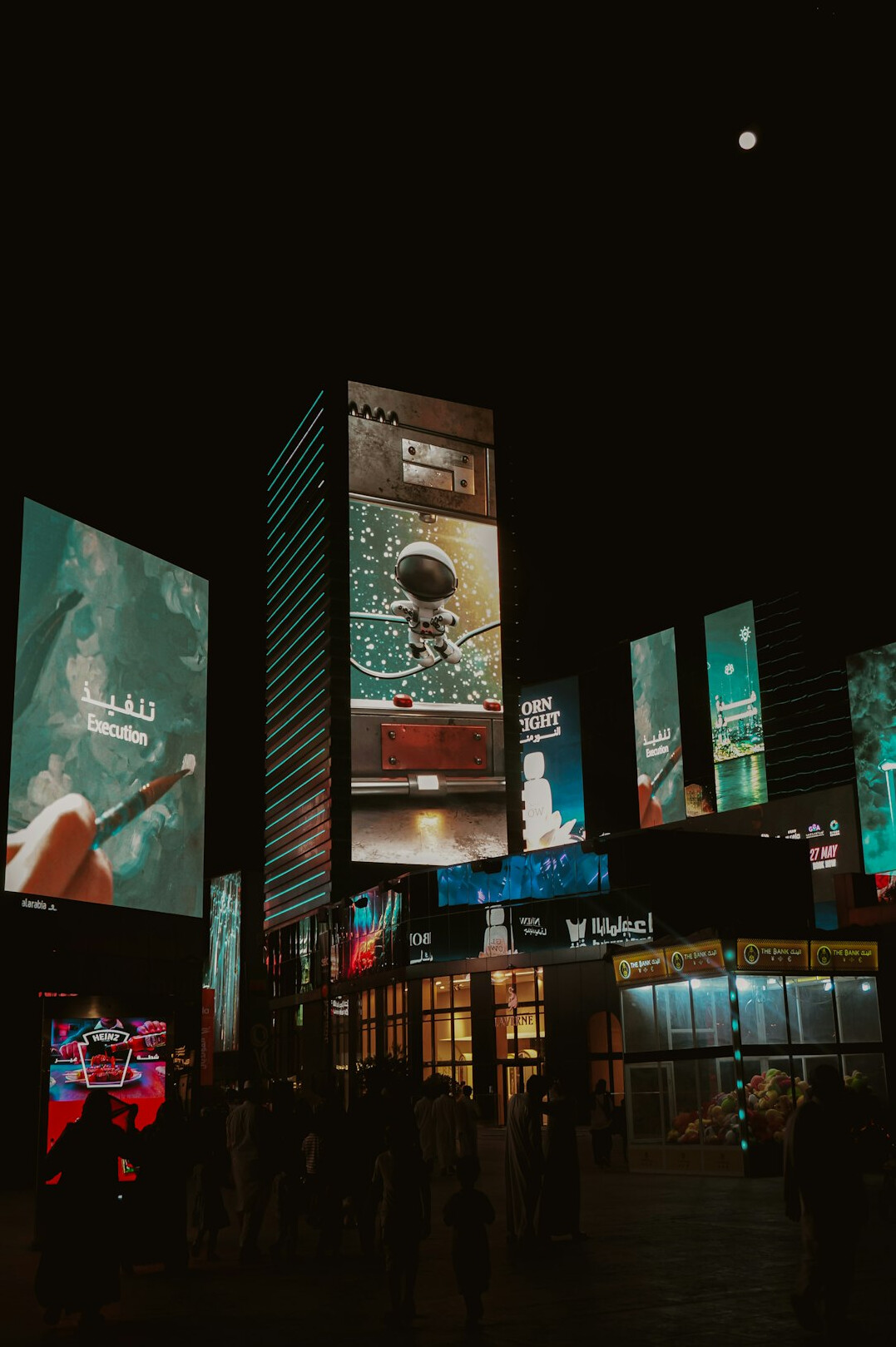 contemporary advertisement